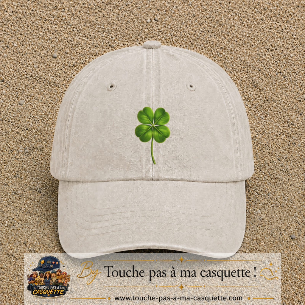 Casquette Beige clair délavé motif Trèfle porte-bonheur logo 7 cm