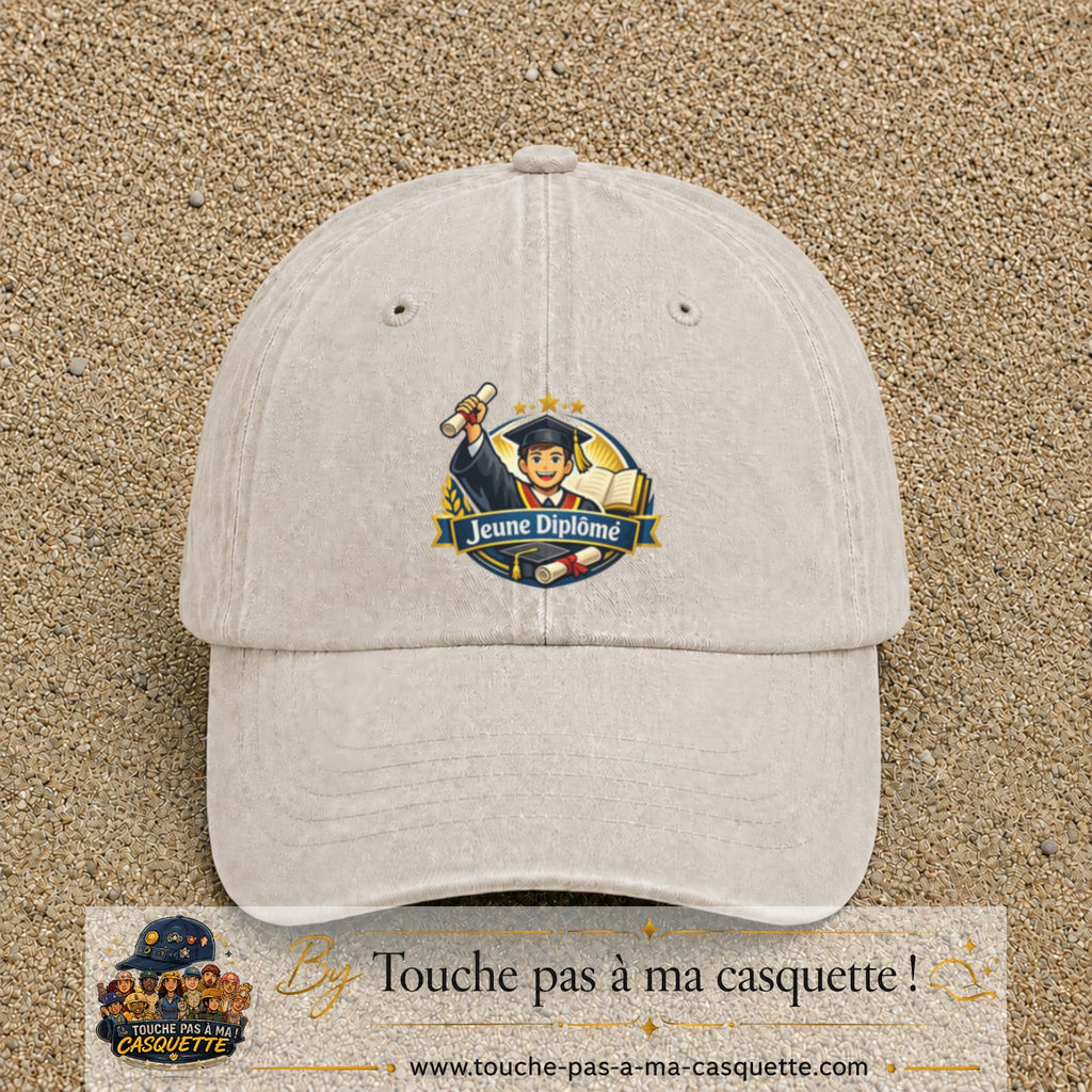 Casquette Beige clair délavé avec motif Jeune Diplômé en 7 cm – vue principale