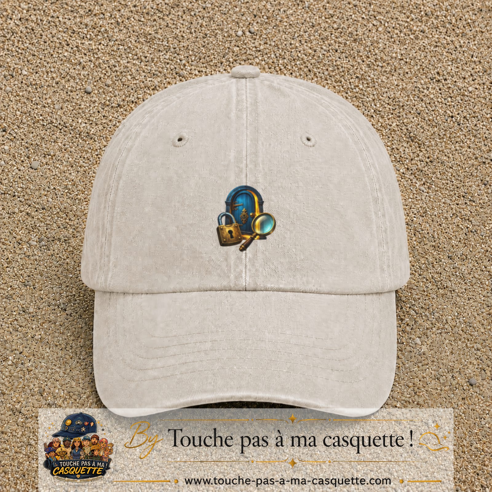 Casquette Beige clair délavé avec motif Porte mystérieuse avec cadenas en 5 cm – vue principale