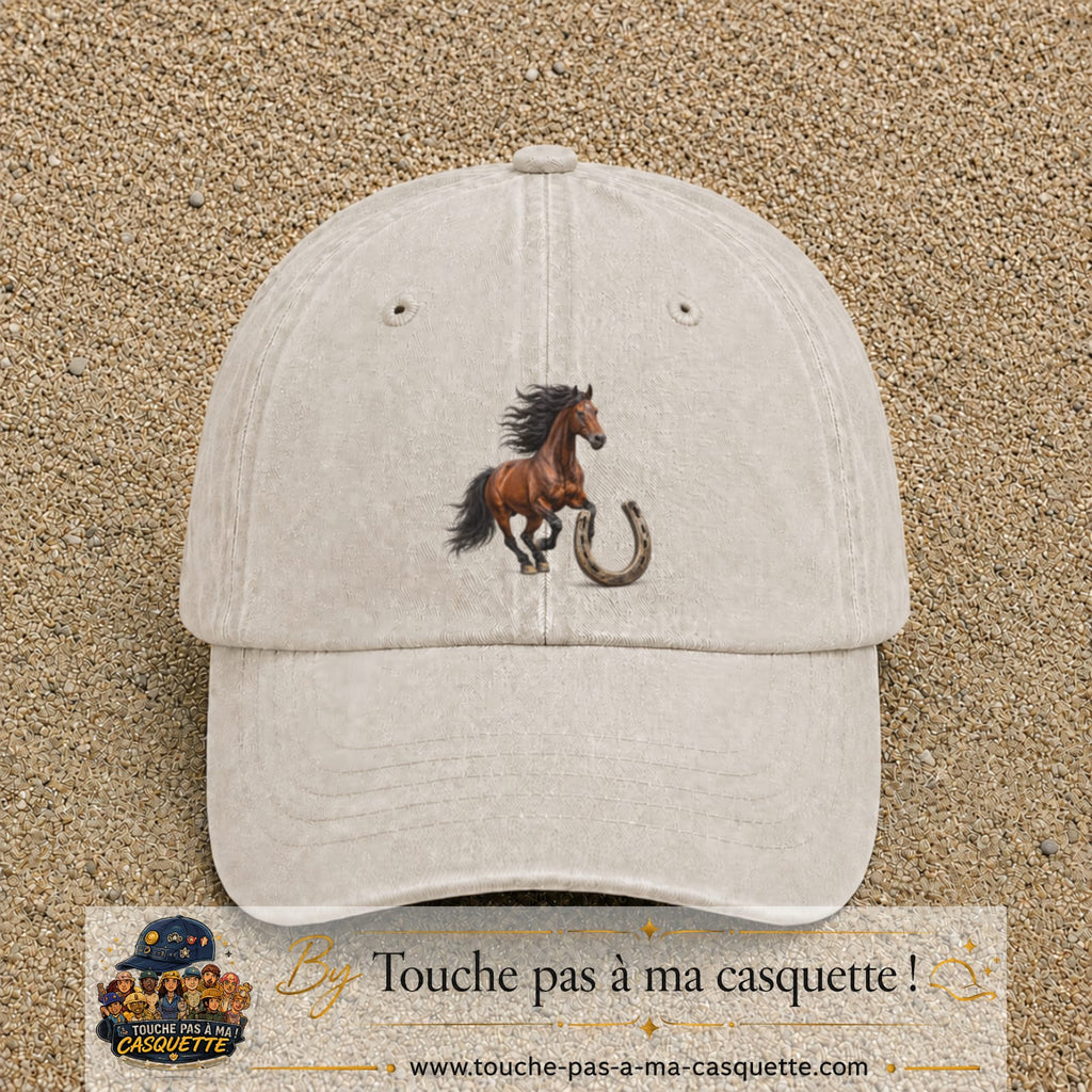 Image principale casquette Beige clair délavé avec motif Cheval et fer porte-bonheur 7 cm