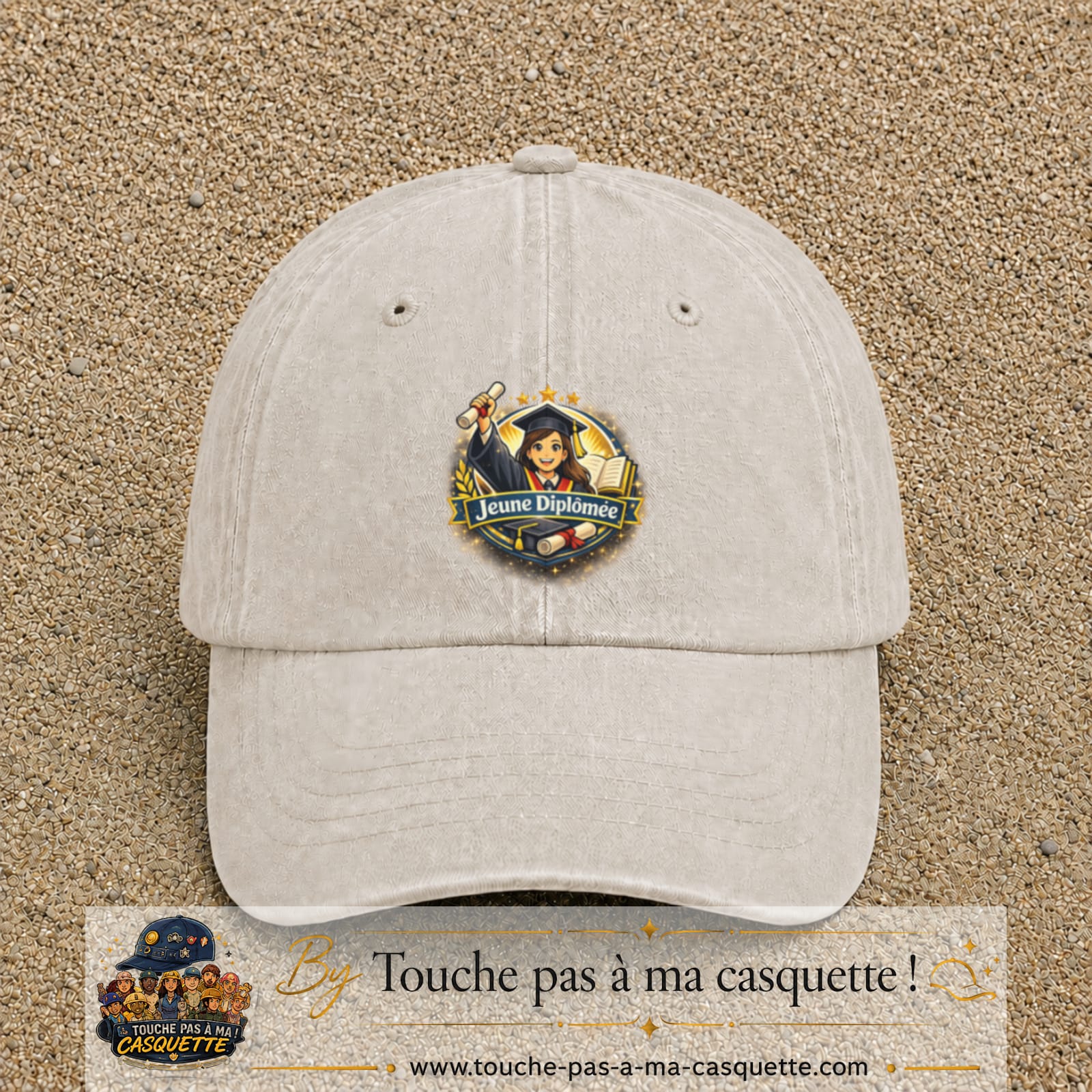 Casquette Beige clair délavé avec motif Jeune Diplômée en 7 cm – vue principale