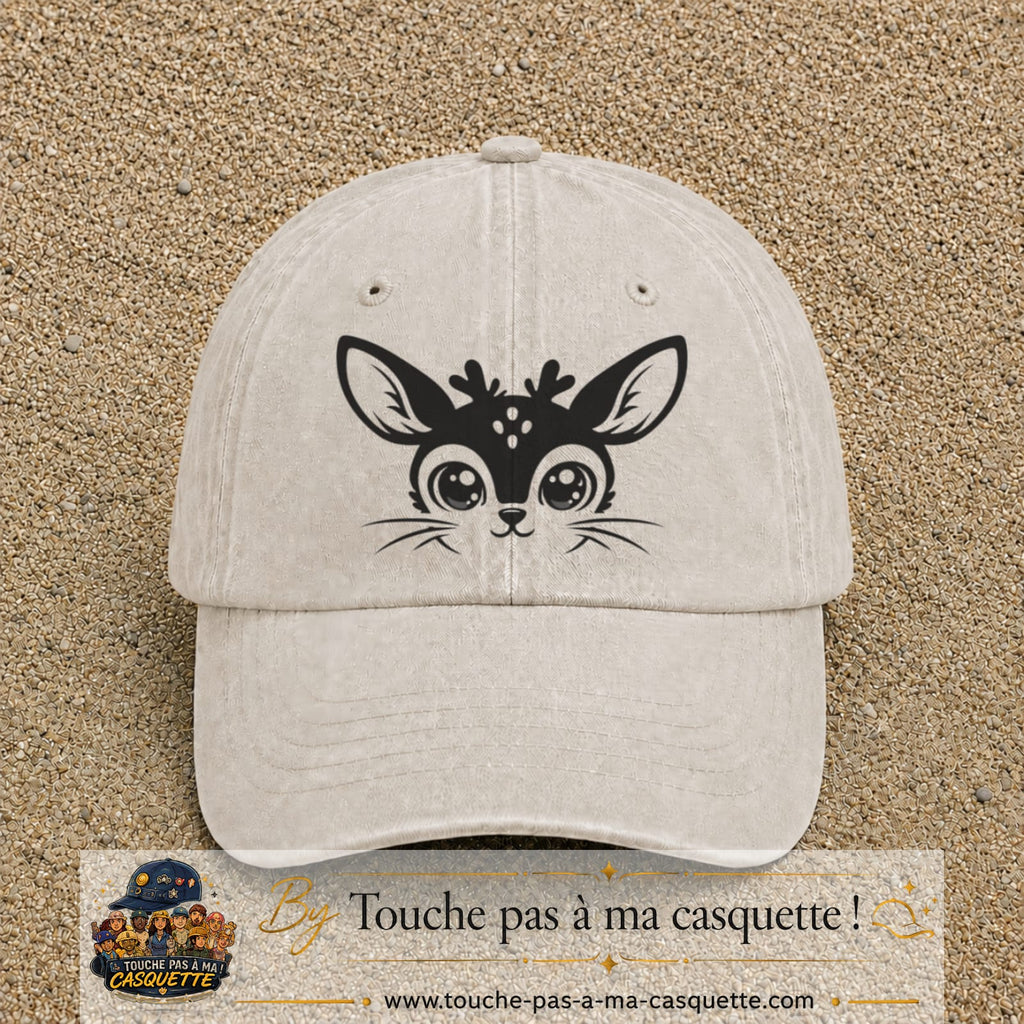 Image principale produit3grosBC - casquette Beige clair délavé avec visuel Biche mignonne 7 cm