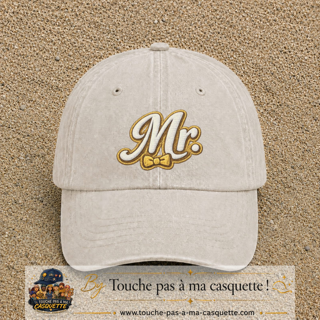 Image principale produit110grosBC - casquette Beige clair délavé avec visuel Mr élégant 7 cm