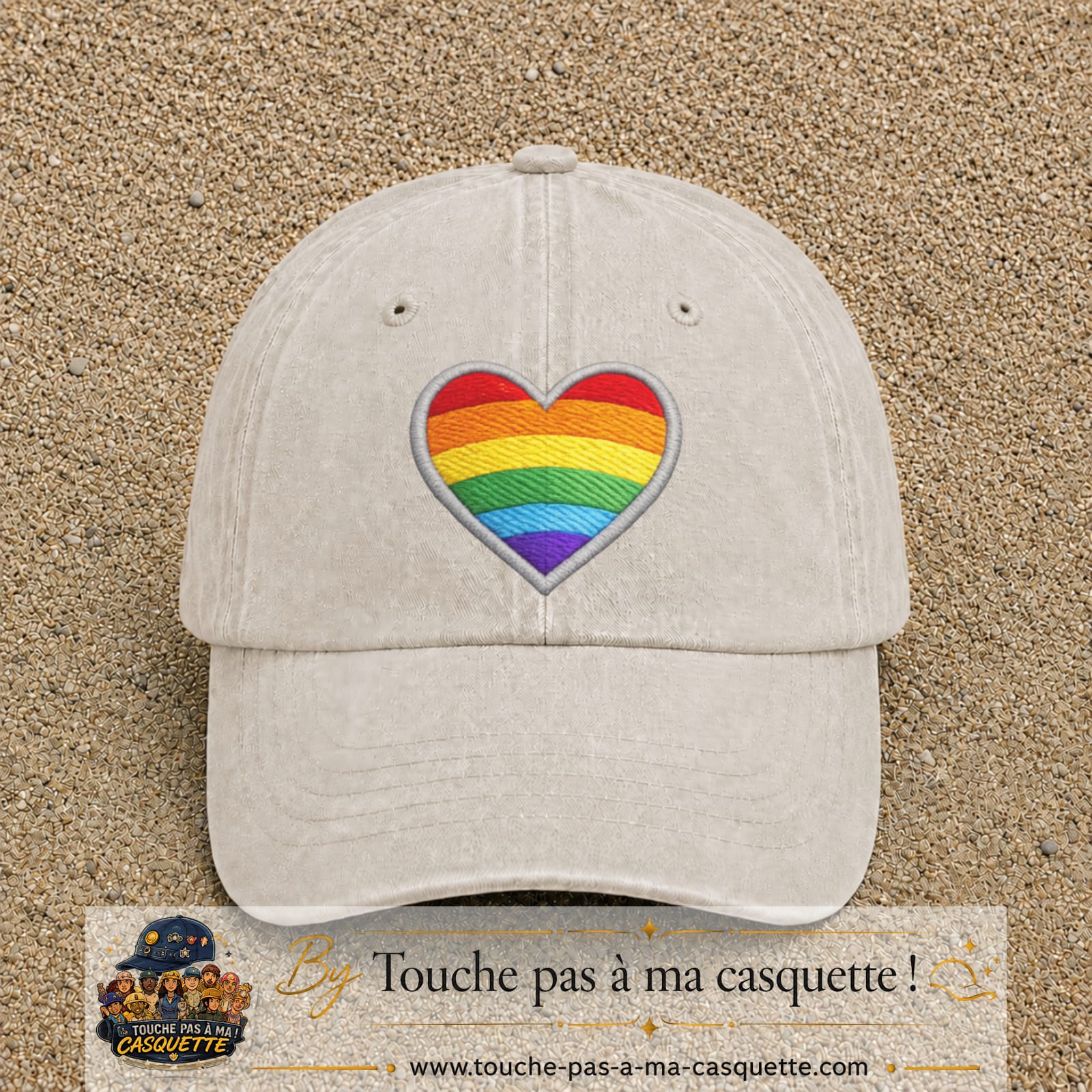 Image principale produit25grosBC - casquette Beige clair délavé avec visuel Cœur arc-en-ciel écusson 7 cm