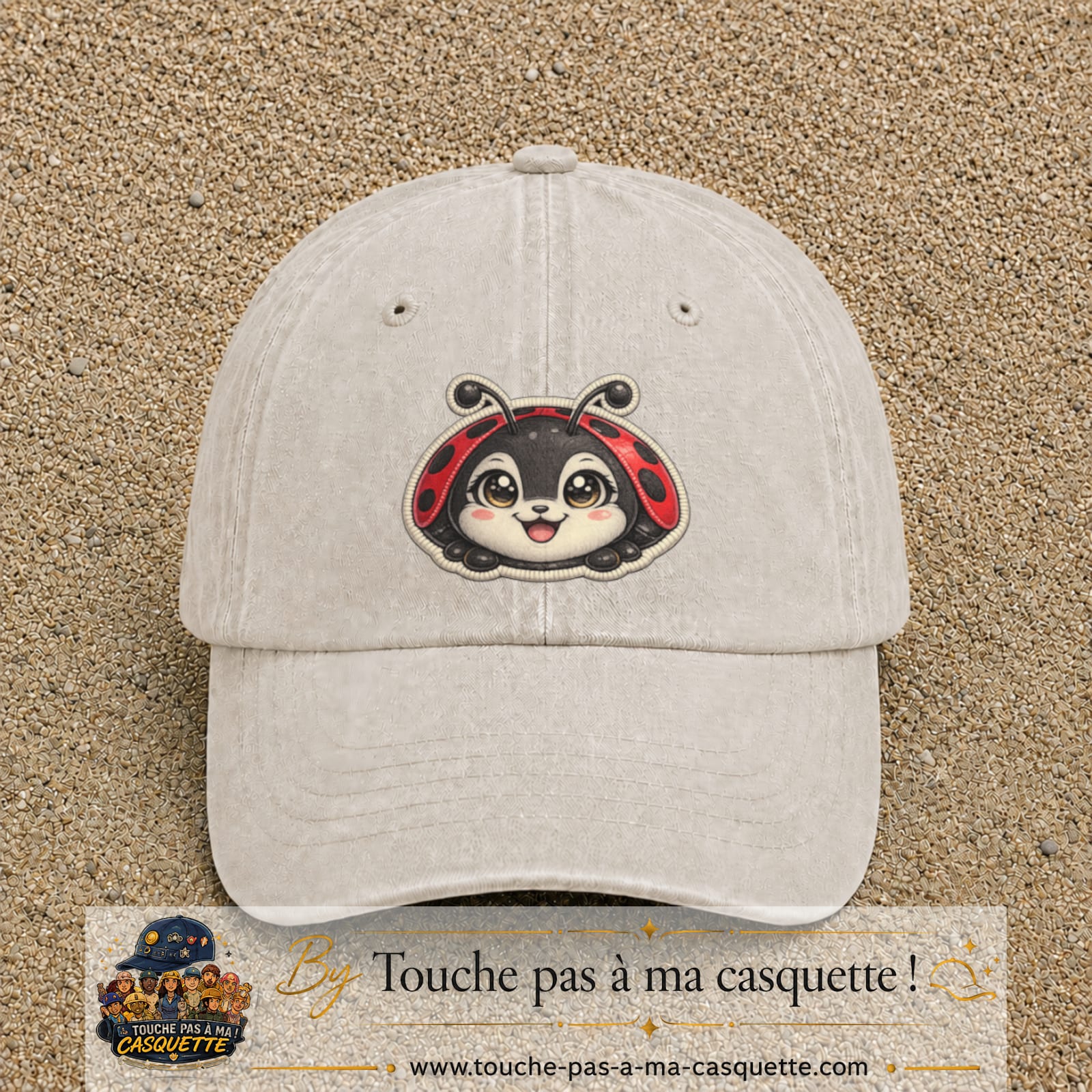 Casquette Beige clair délavé motif Coccinelle rouge 7 cm - vue principale