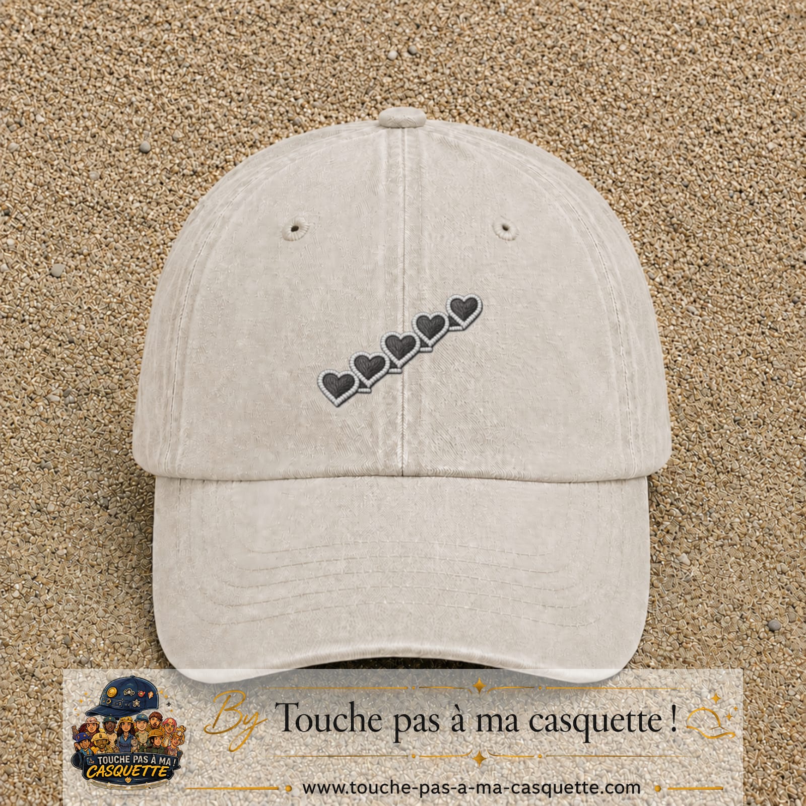 Casquette Beige clair délavé motif Guirlande de cœurs 5 cm - vue principale