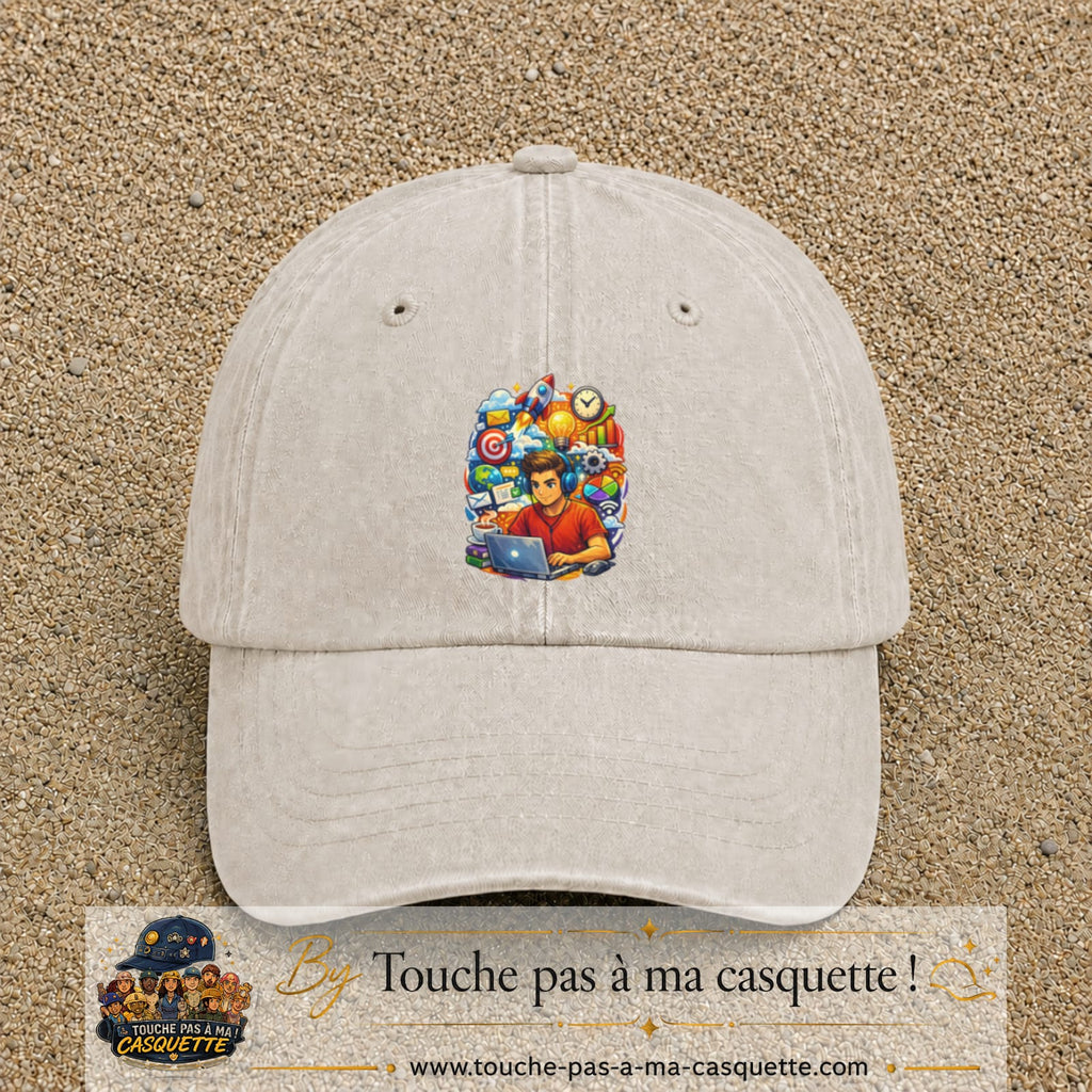 Casquette Beige clair délavé 100% coton avec motif Créateur digital au laptop 7 cm - image principale