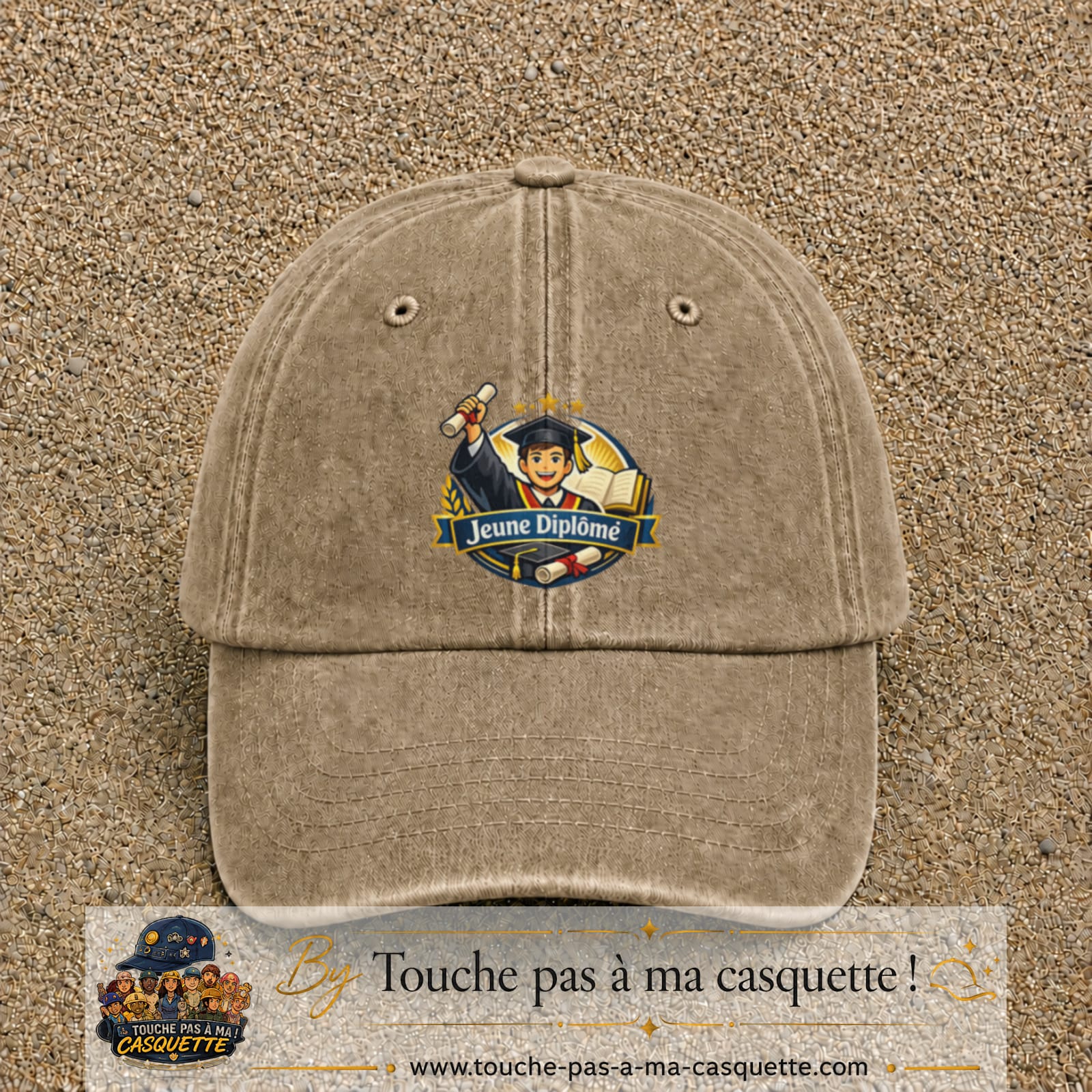 Casquette Beige foncé délavé avec motif Jeune Diplômé en 7 cm – vue principale