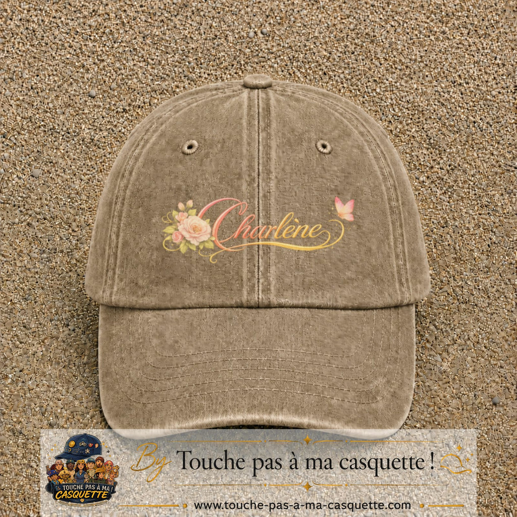 Casquette Beige foncé délavé avec motif Prénom Charlène fleuri en 5 cm – vue principale