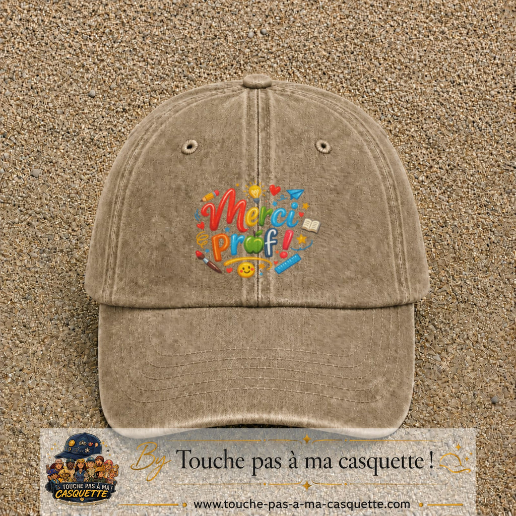 Casquette Beige foncé délavé avec motif Merci Prof coloré en 7 cm – vue principale