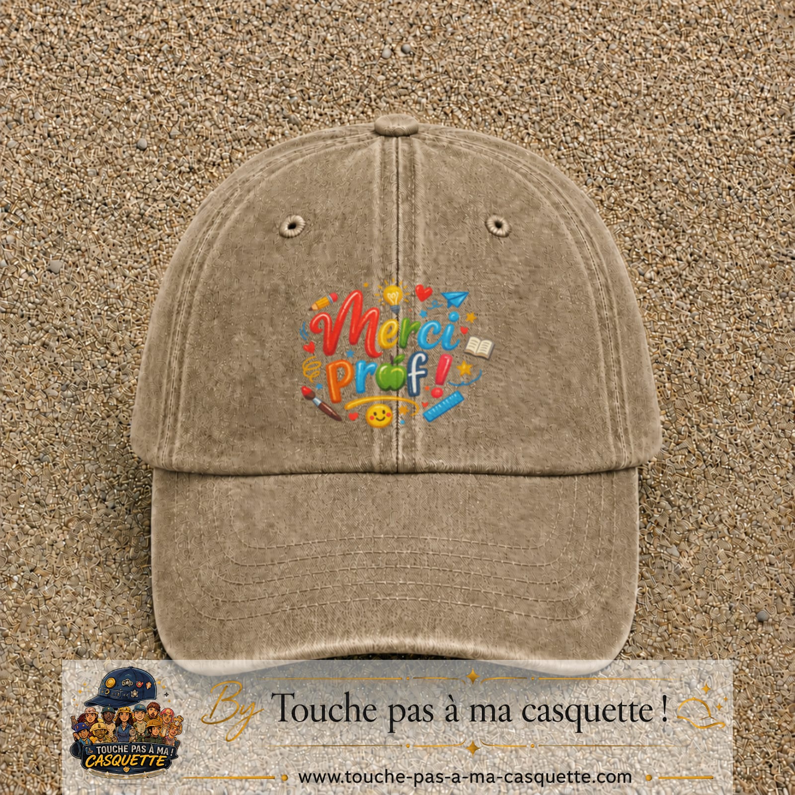 Casquette Beige foncé délavé avec motif Merci Prof coloré en 7 cm – vue principale