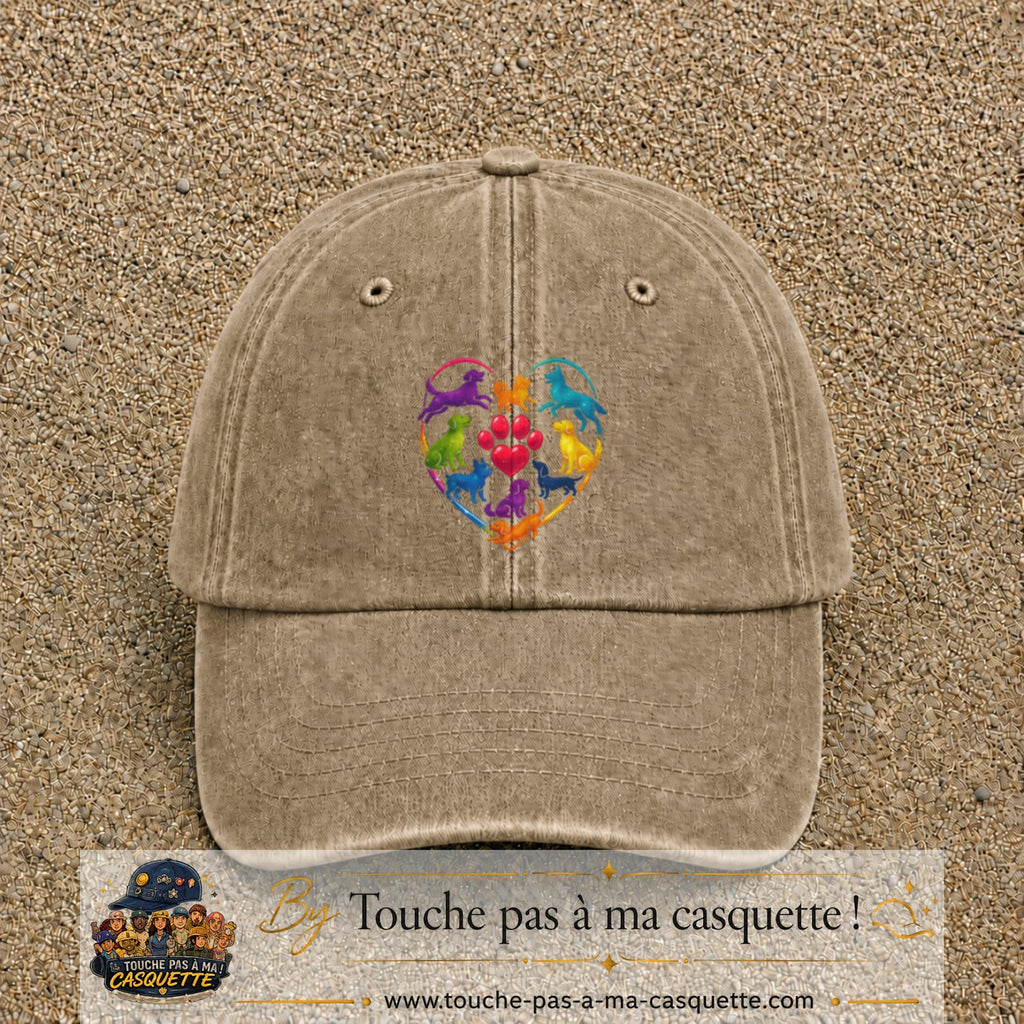 Casquette Beige foncé délavé motif Chats en cœur logo 7 cm