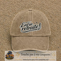 Casquette Beige foncé délavé avec motif Enfin retraité en 7 cm – vue principale