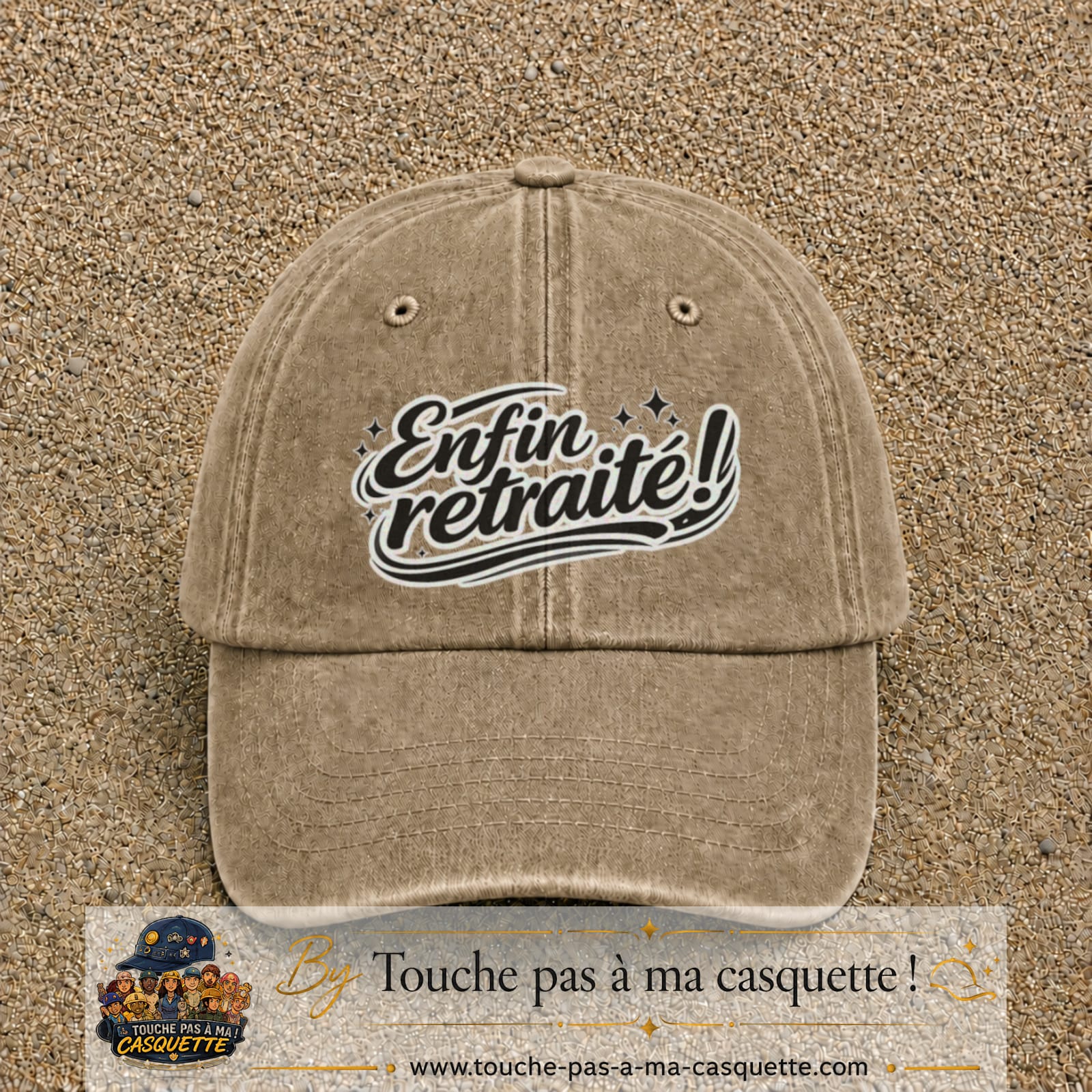 Casquette Beige foncé délavé avec motif Enfin retraité en 7 cm – vue principale