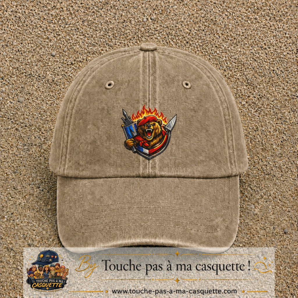 Casquette Beige foncé délavé motif Ours guerrier logo 7 cm