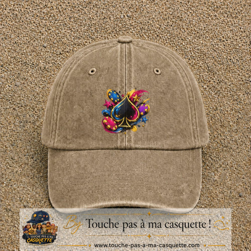 Casquette Beige foncé délavé avec motif As de pique et jetons de poker en 7 cm – vue principale