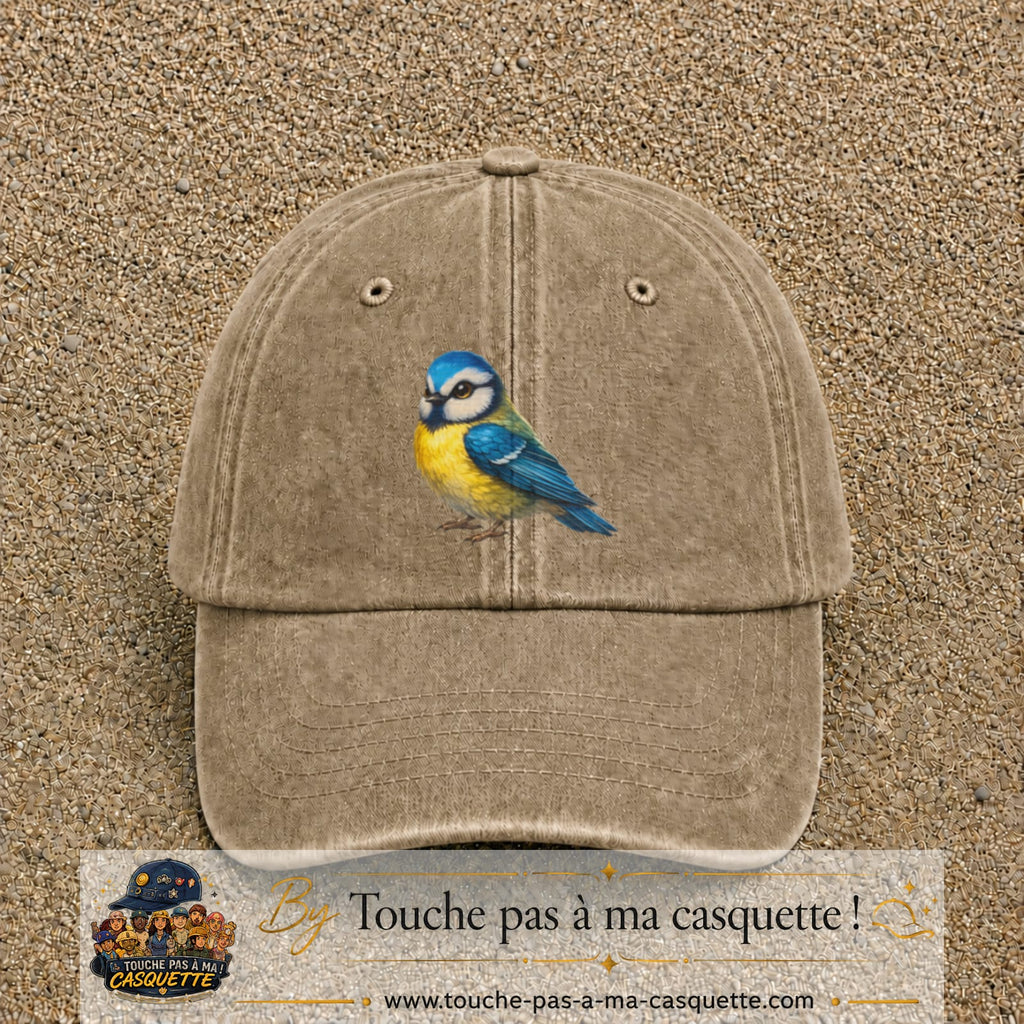 Image principale produit63grosBF - casquette Beige foncé délavé avec visuel Mésange 7 cm