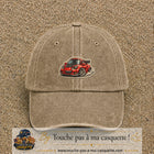 Image principale produit93moyenBF - casquette Beige foncé délavé avec visuel Voiture rouge 5 cm