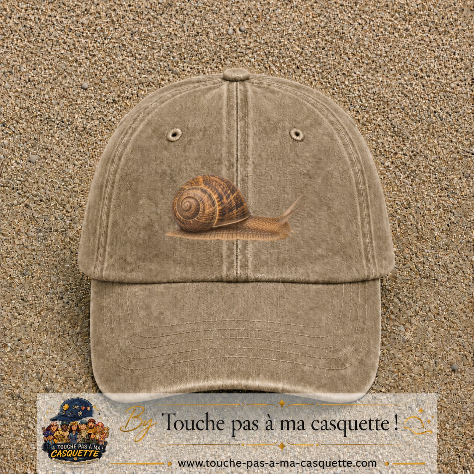 Image principale produit74moyenBF - casquette Beige foncé délavé avec visuel Escargot 5 cm