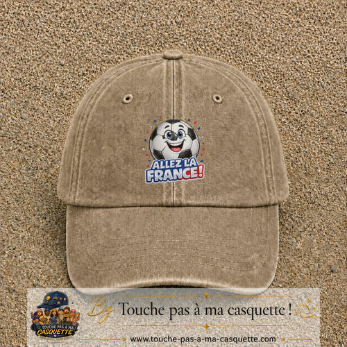Image principale produit185grosBF - casquette Beige foncé délavé avec visuel Ballon Allez la France 7 cm
