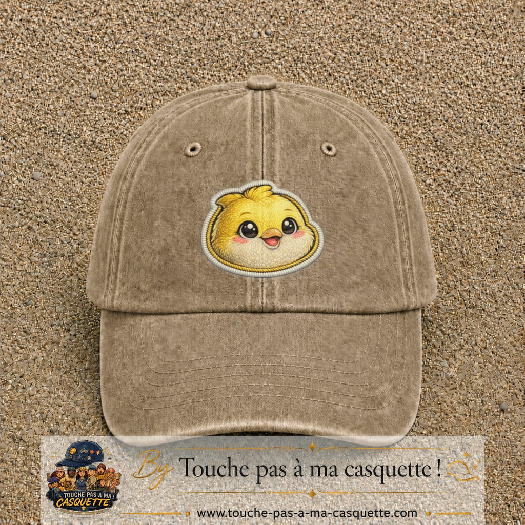 Casquette Beige foncé délavé motif Poussin joyeux 7 cm - vue principale