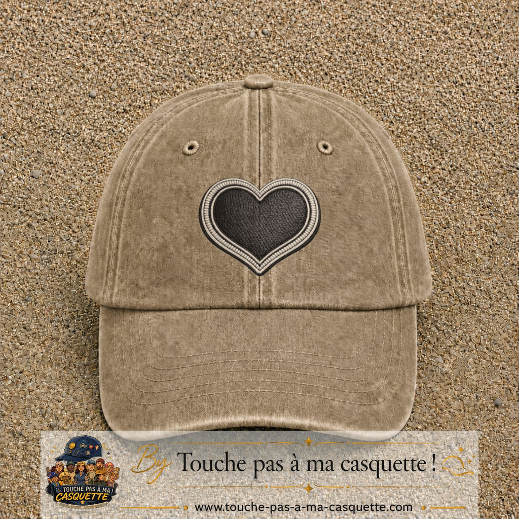 Casquette Beige foncé délavé motif Cœur velours 7 cm - vue principale