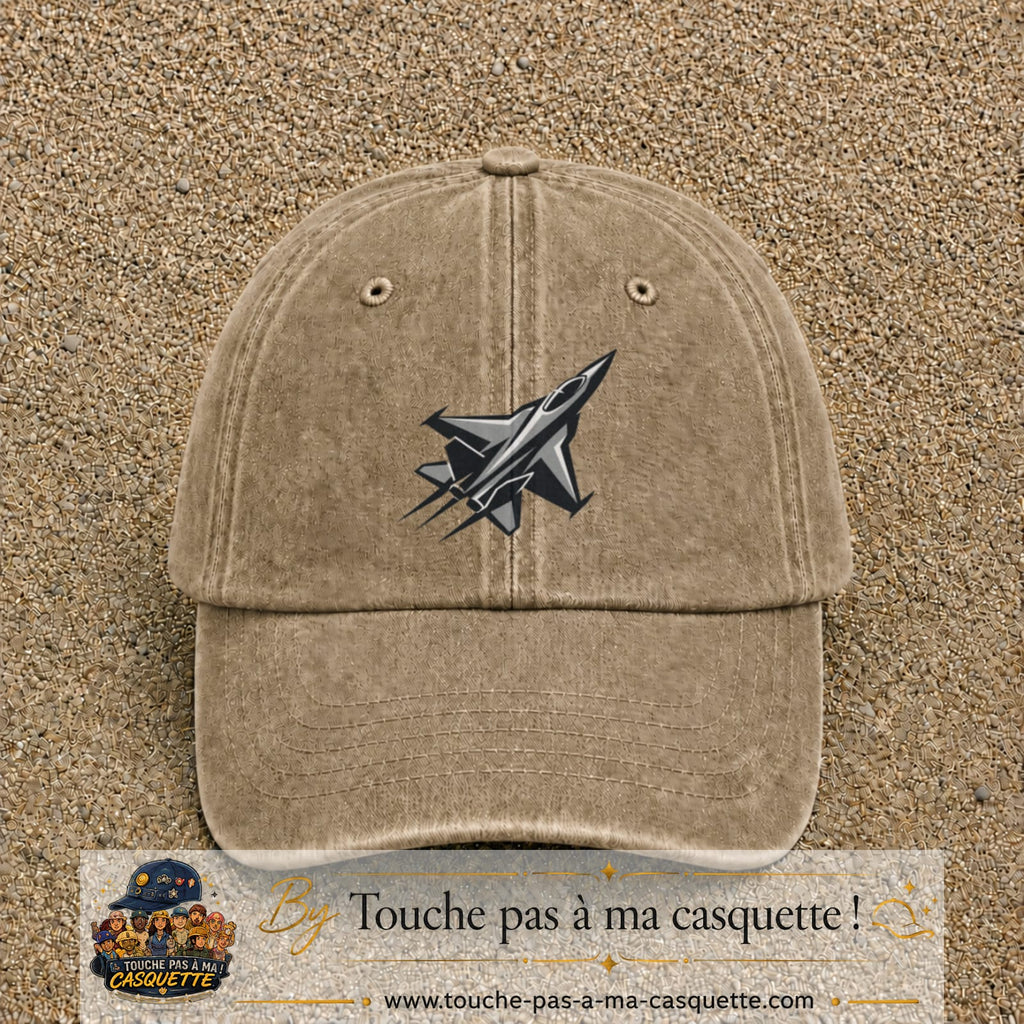 Casquette Beige foncé délavé 100% coton avec motif Avion de chasse stylisé 7 cm - image principale