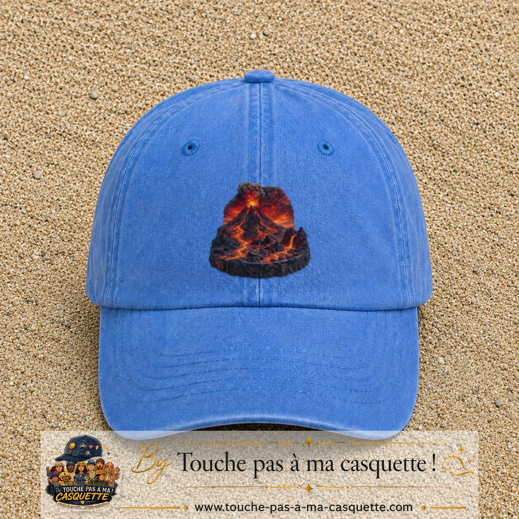 Image principale casquette Bleu ciel délavé avec motif Volcan de lave 7 cm