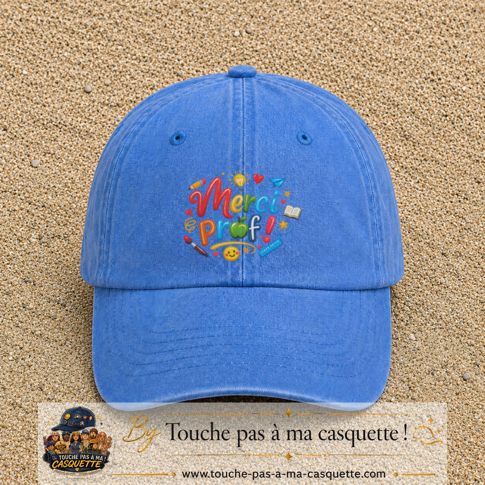 Casquette Bleu ciel délavé avec motif Merci Prof coloré en 7 cm – vue principale