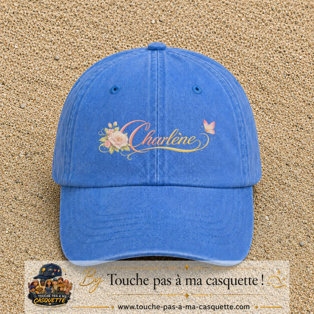 Casquette Bleu ciel délavé avec motif Prénom Charlène fleuri en 7 cm – vue principale