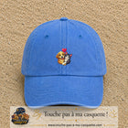 Casquette Bleu ciel délavé avec motif Chien et chat complices en 5 cm – vue principale