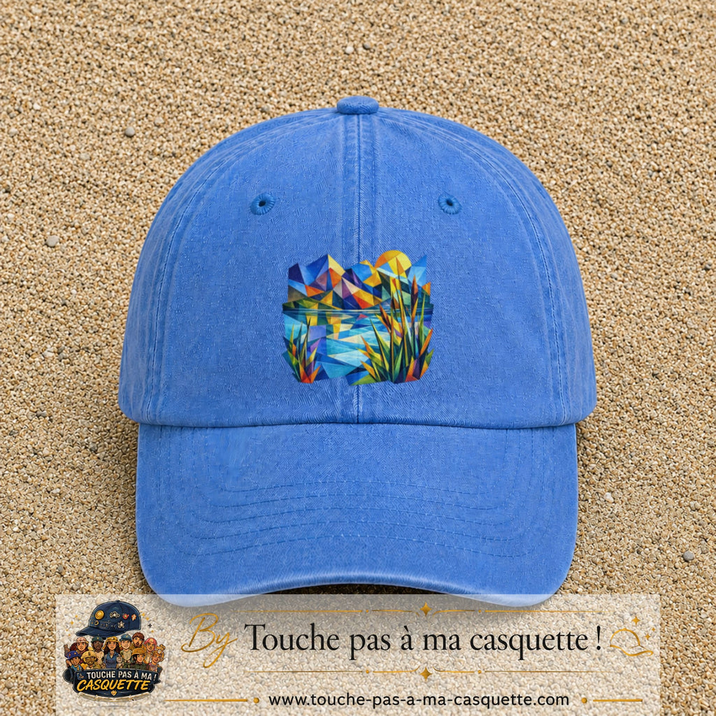Casquette Bleu ciel délavé motif Paysage tropical géométrique logo 7 cm
