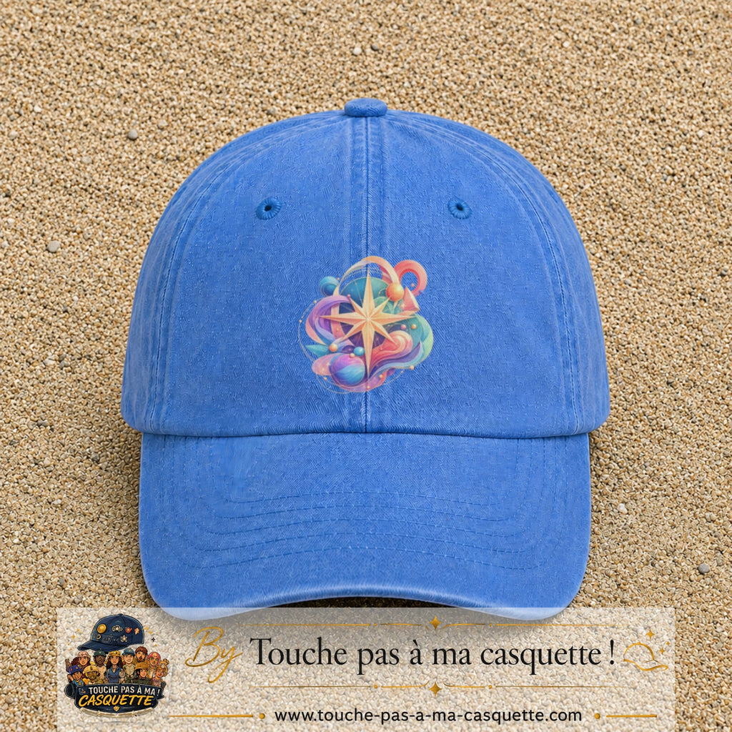 Image principale casquette Bleu ciel délavé avec motif Boussole cosmique 7 cm