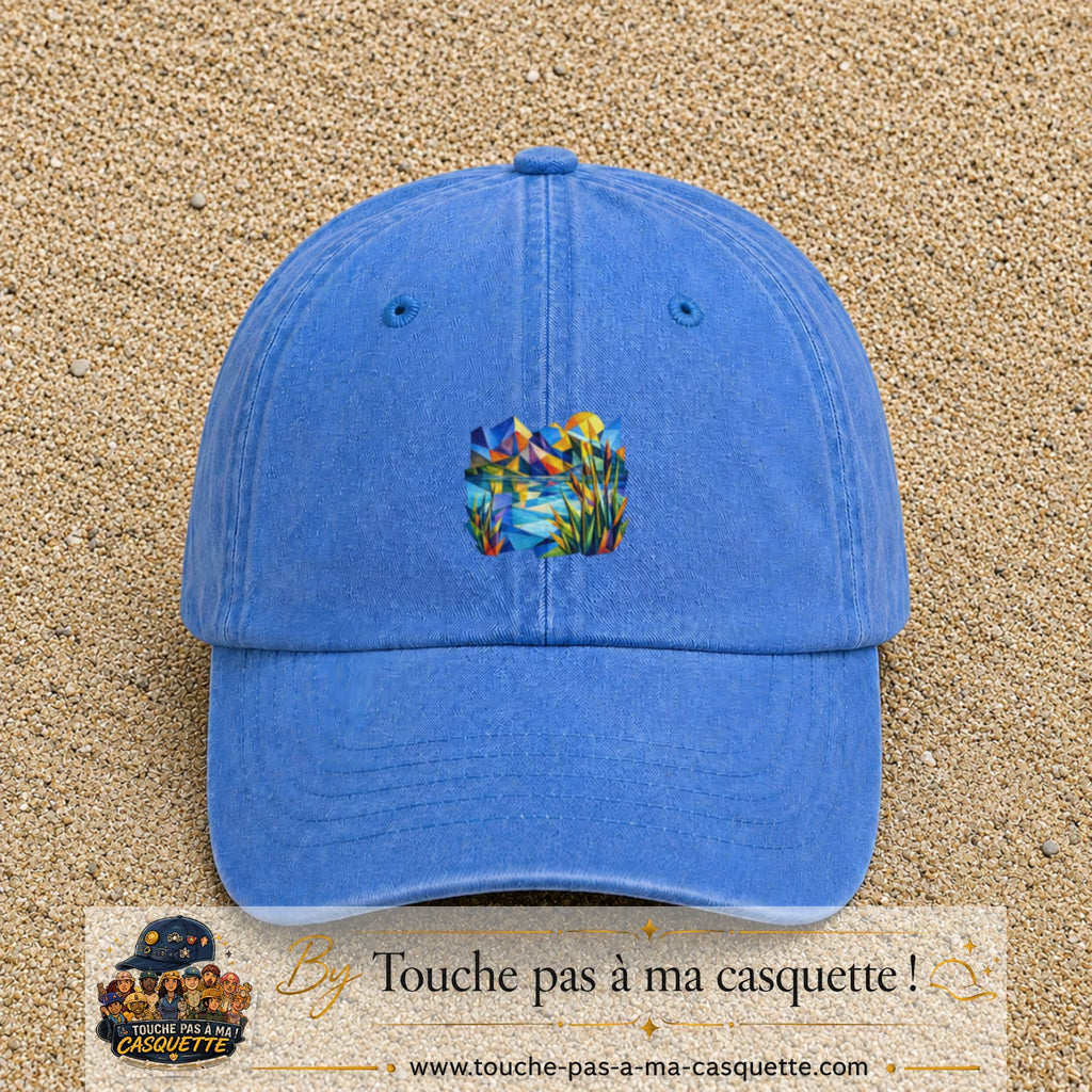 Casquette Bleu ciel délavé motif Paysage tropical géométrique logo 5 cm