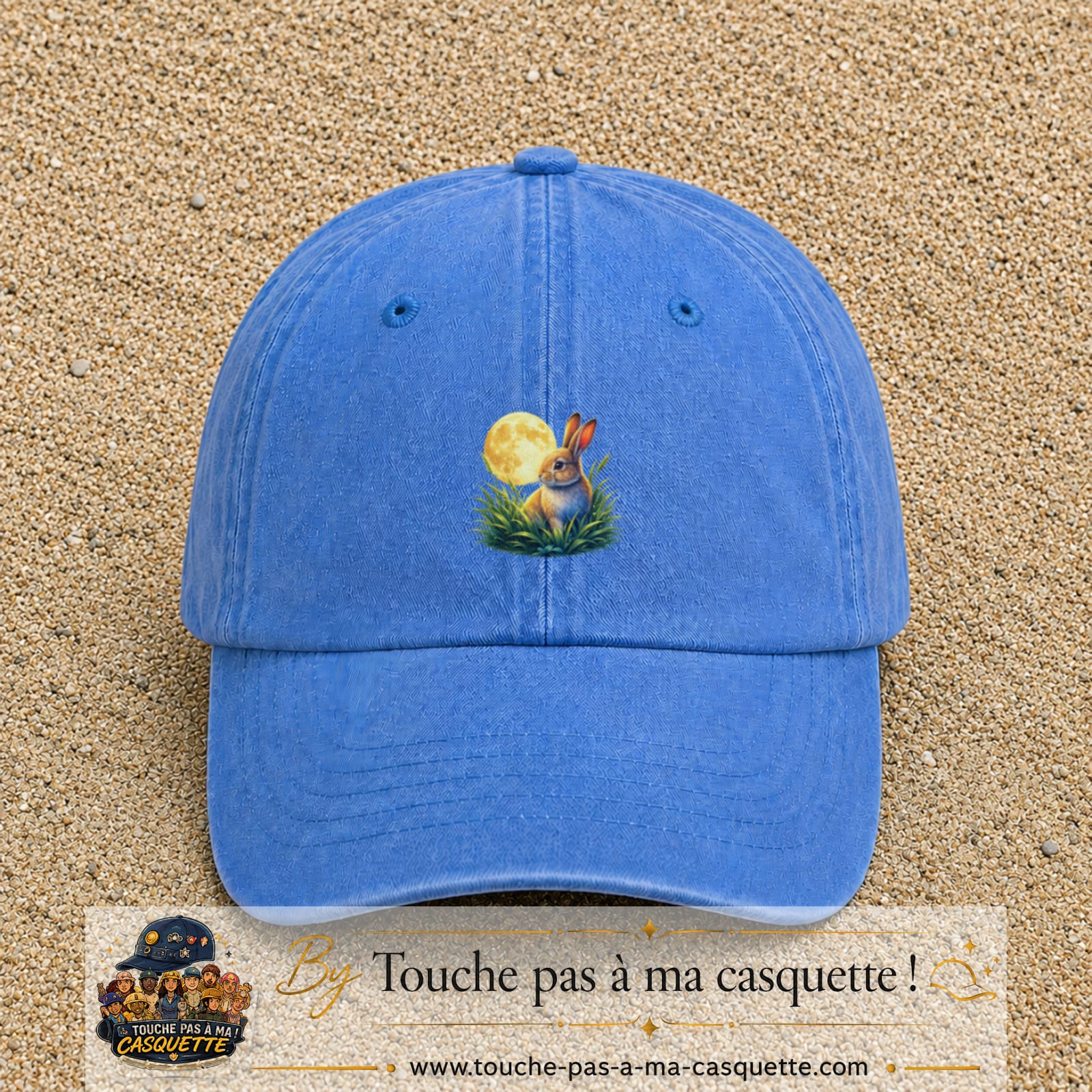 Casquette Bleu ciel délavé motif Lapin sous la lune logo 5 cm