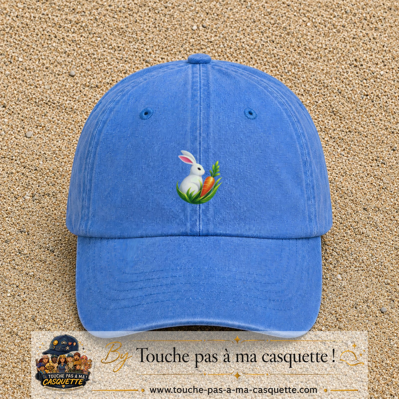 Casquette Bleu ciel délavé motif Lapin blanc avec carotte logo 5 cm