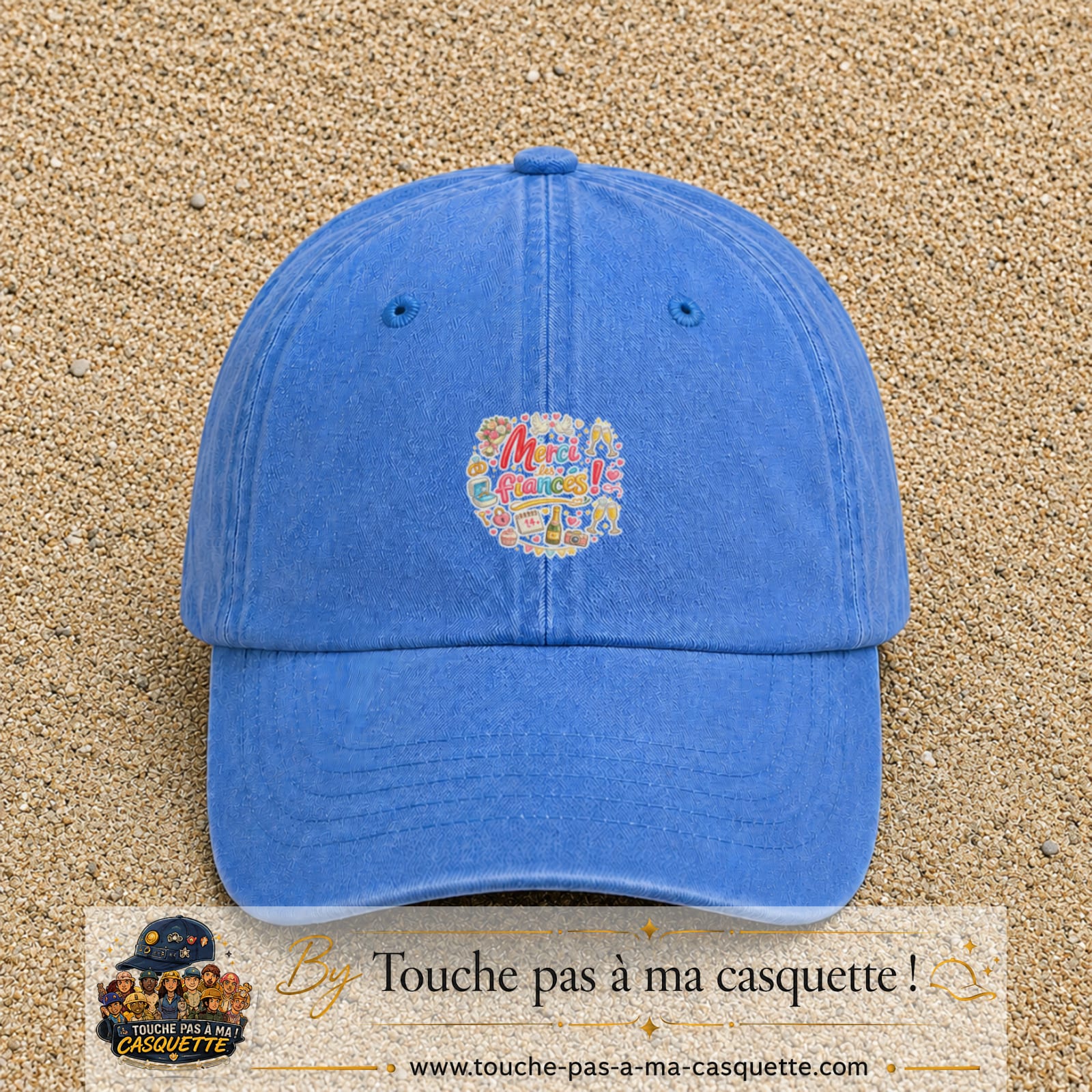 Casquette Bleu ciel délavé avec motif Merci les Fiancés en 5 cm – vue principale