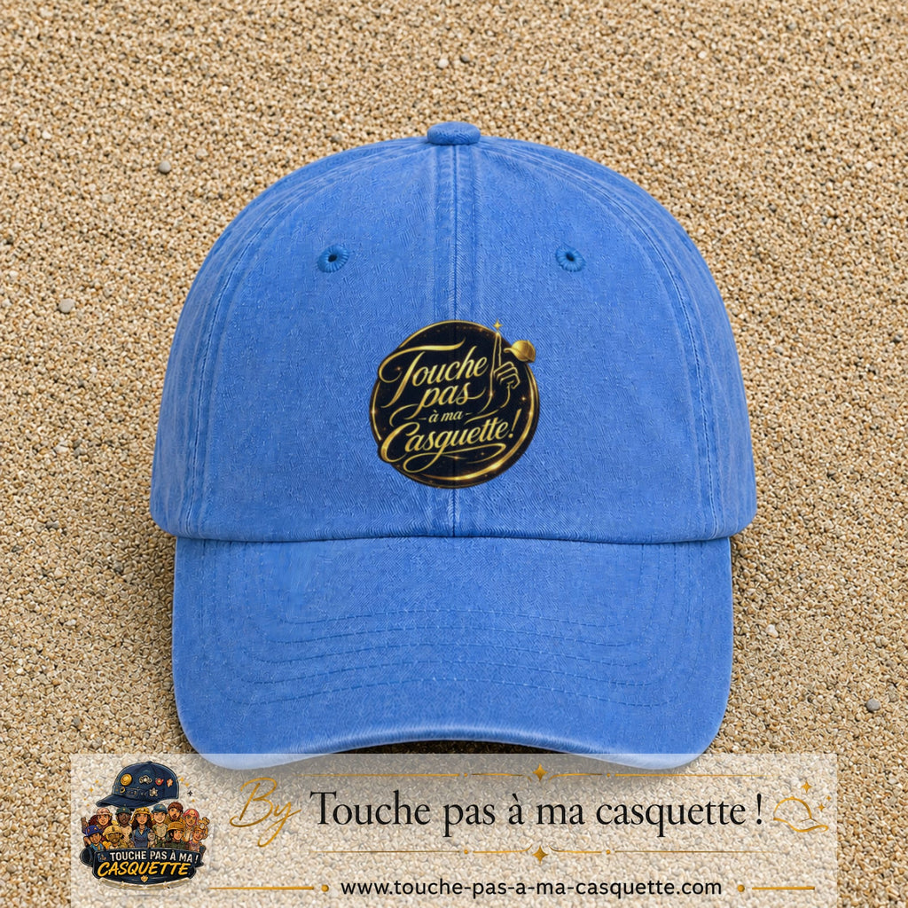 Casquette Bleu ciel délavé avec motif Touche pas à ma Casquette en 7 cm – vue principale