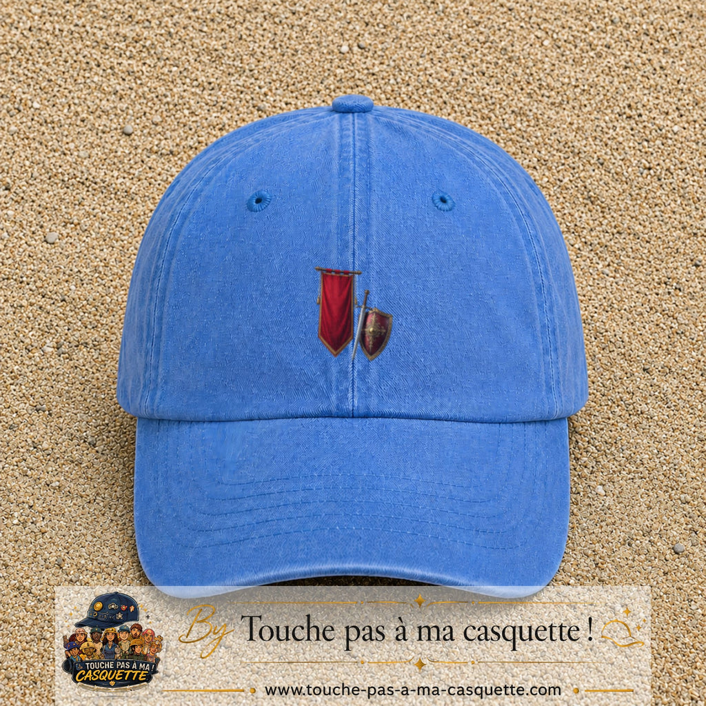 Image principale casquette Bleu ciel délavé avec motif Bouclier médiéval 5 cm