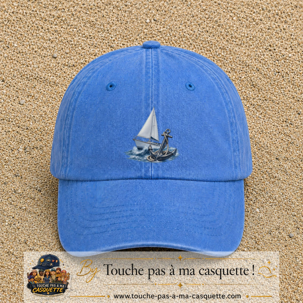 Image principale casquette Bleu ciel délavé avec motif Voilier et ancre 7 cm