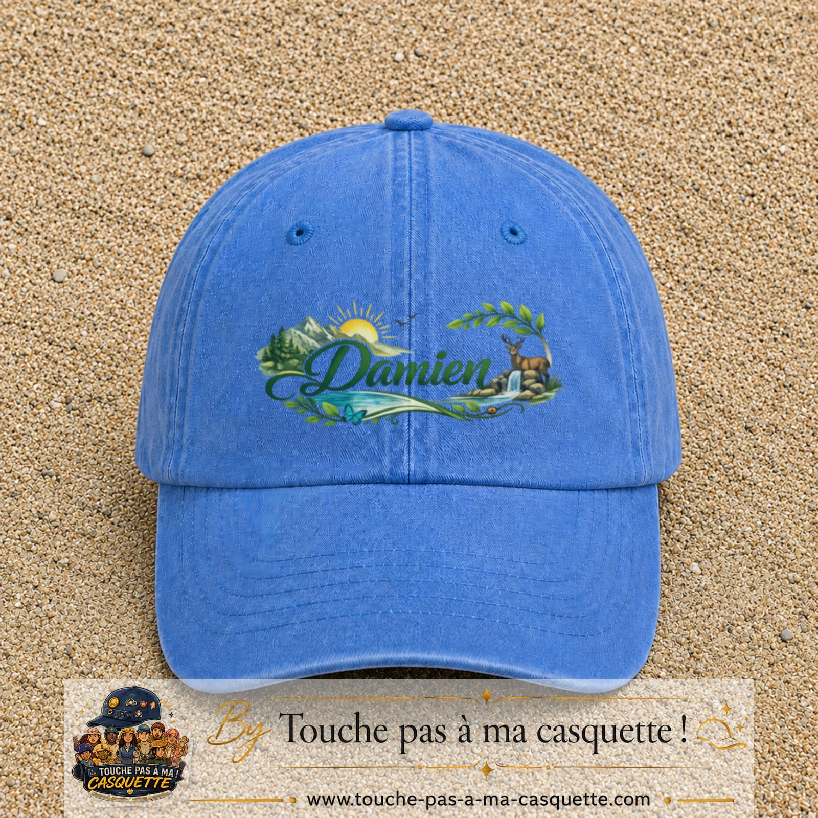 Casquette Bleu ciel délavé avec motif Prénom Damien nature et cerf en 7 cm – vue principale