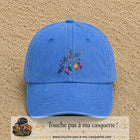 Casquette Bleu ciel délavé motif Plumes bohèmes logo 7 cm
