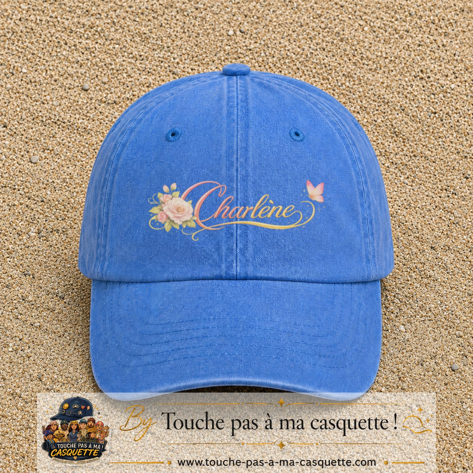Casquette Bleu ciel délavé avec motif Prénom Charlène fleuri en 5 cm – vue principale