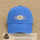 Image principale produit120moyenBLC - casquette Bleu ciel délavé avec visuel Marguerite horizontale 5 cm