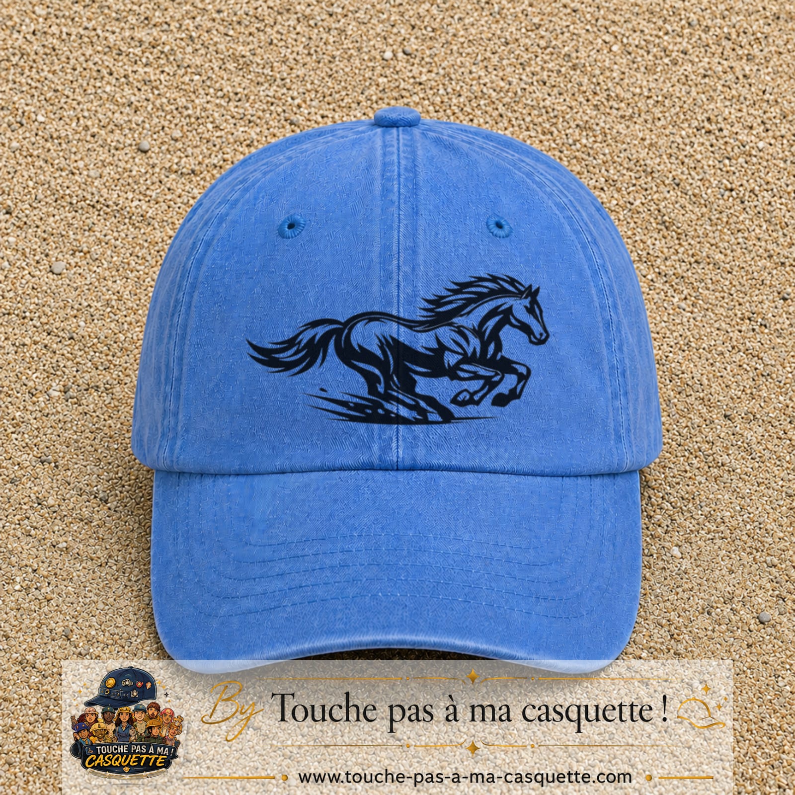 Image principale produit127grosBLC - casquette Bleu ciel délavé avec visuel Cheval au galop 7 cm