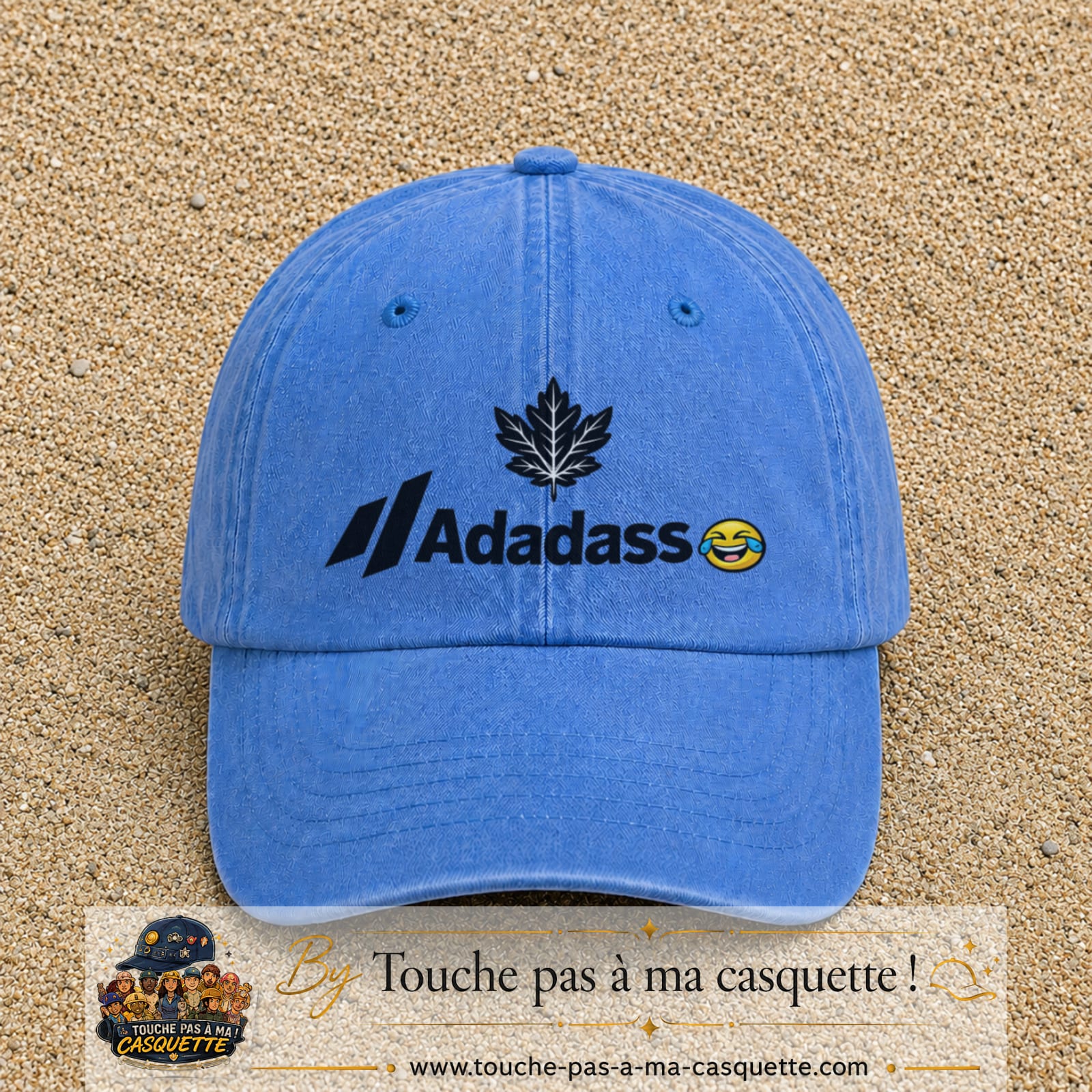 Image principale produit38grosBLC - casquette Bleu ciel délavé avec visuel Adadass feuille d’érable 7 cm