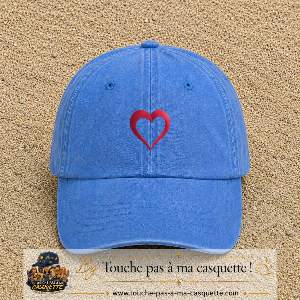 Image principale produit138moyenBLC - casquette Bleu ciel délavé avec visuel Cœur rouge 5 cm
