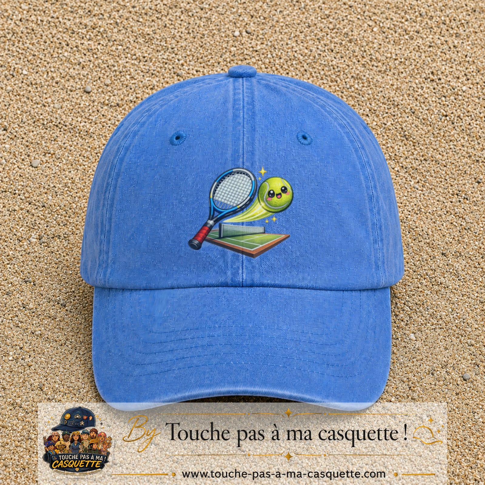 Image principale produit81grosBLC - casquette Bleu ciel délavé avec visuel Tennis court raquette 7 cm
