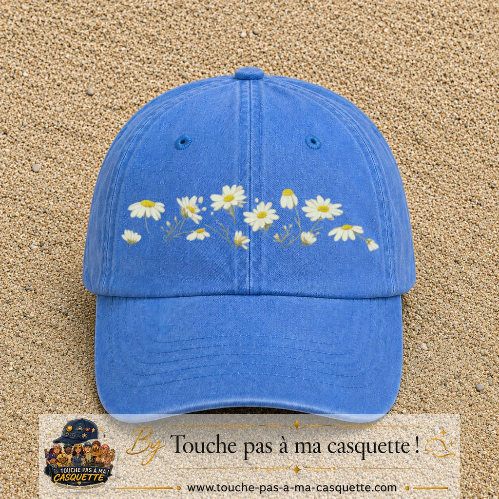 Image principale produit36grosBLC - casquette Bleu ciel délavé avec visuel Guirlande de marguerites 7 cm