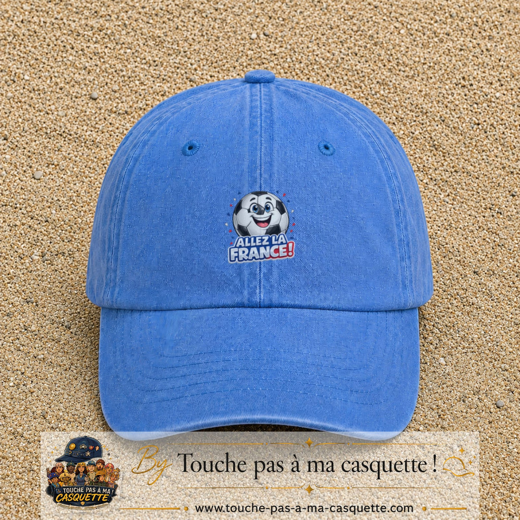 Image principale produit185moyenBLC - casquette Bleu ciel délavé avec visuel Ballon Allez la France 5 cm
